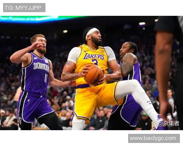 NBA湖人对阵国王精彩直播回顾与赛后分析全程报道