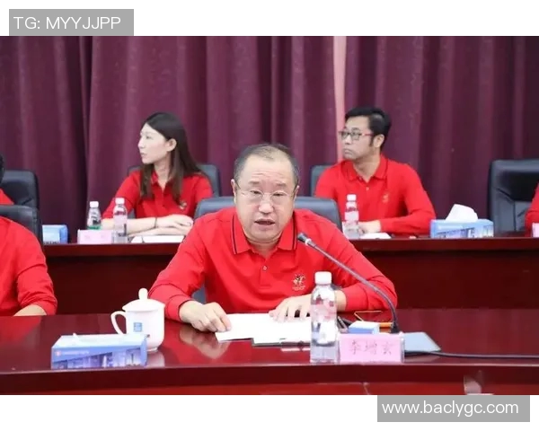 南京与成都乒乓球队赛后复盘团队协作的成功与不足分析